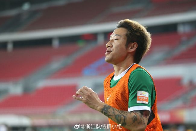 公交车被脱了内裤进入动漫